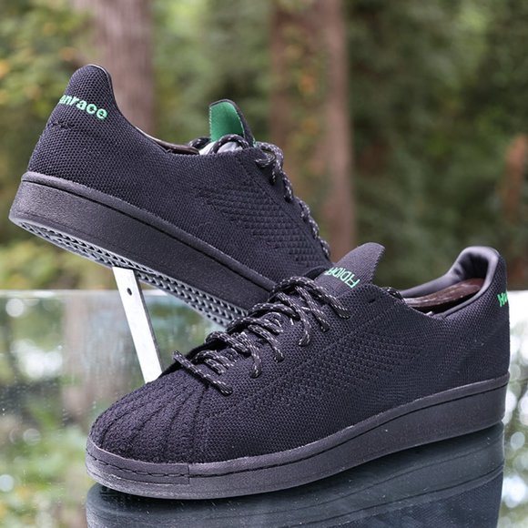 Adidas Pharrell Williams Primeknit Black Men’s Size 9 - Picture 2 of 11